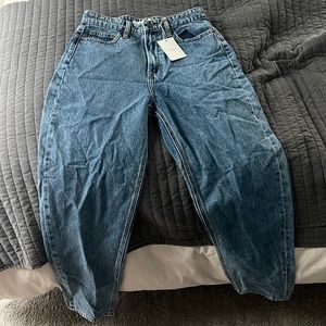 Brand new Hidden zoey mom tapered jean size 27